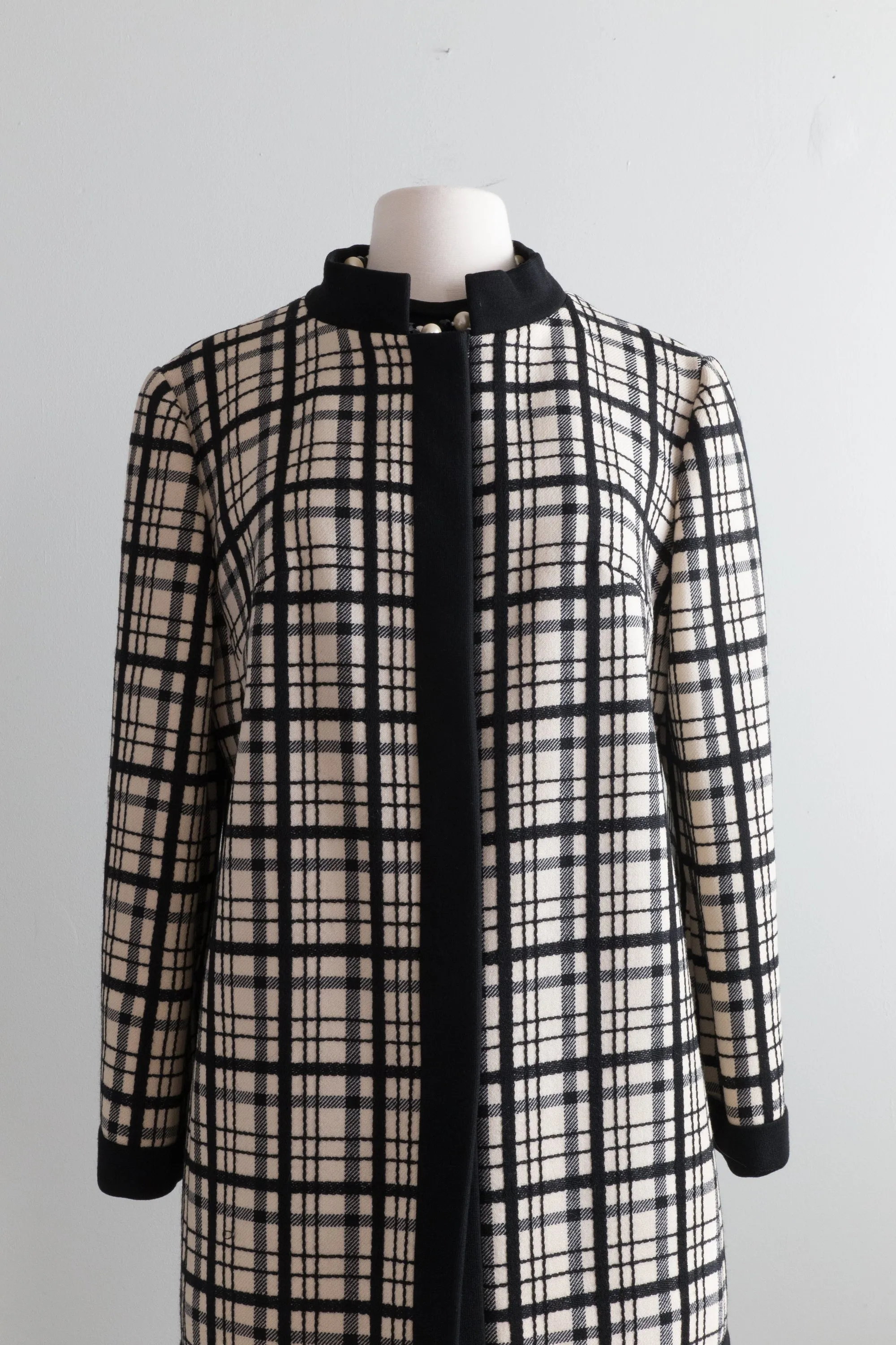 Chic 1960's Window Pane Lilli Ann Jacket / SM