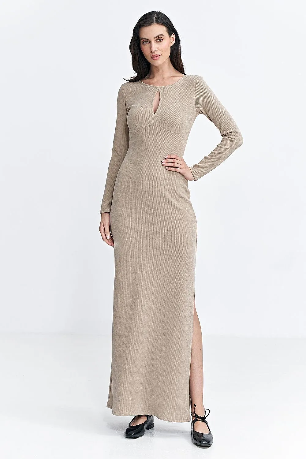 Chic Effortless Luxe Daydress With Versatile Style