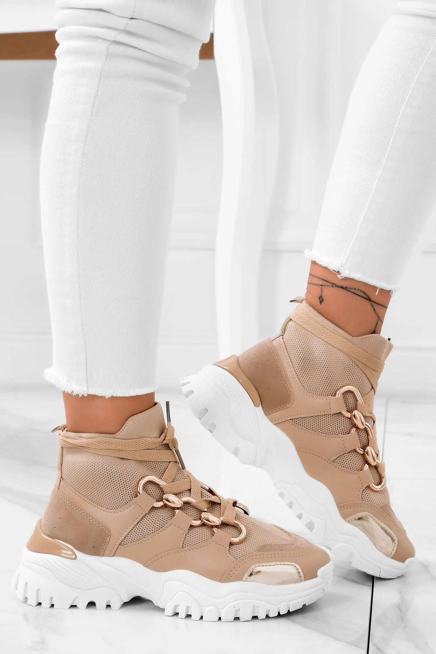 DANCE - Sneakers a calzino beige traforate con lacci