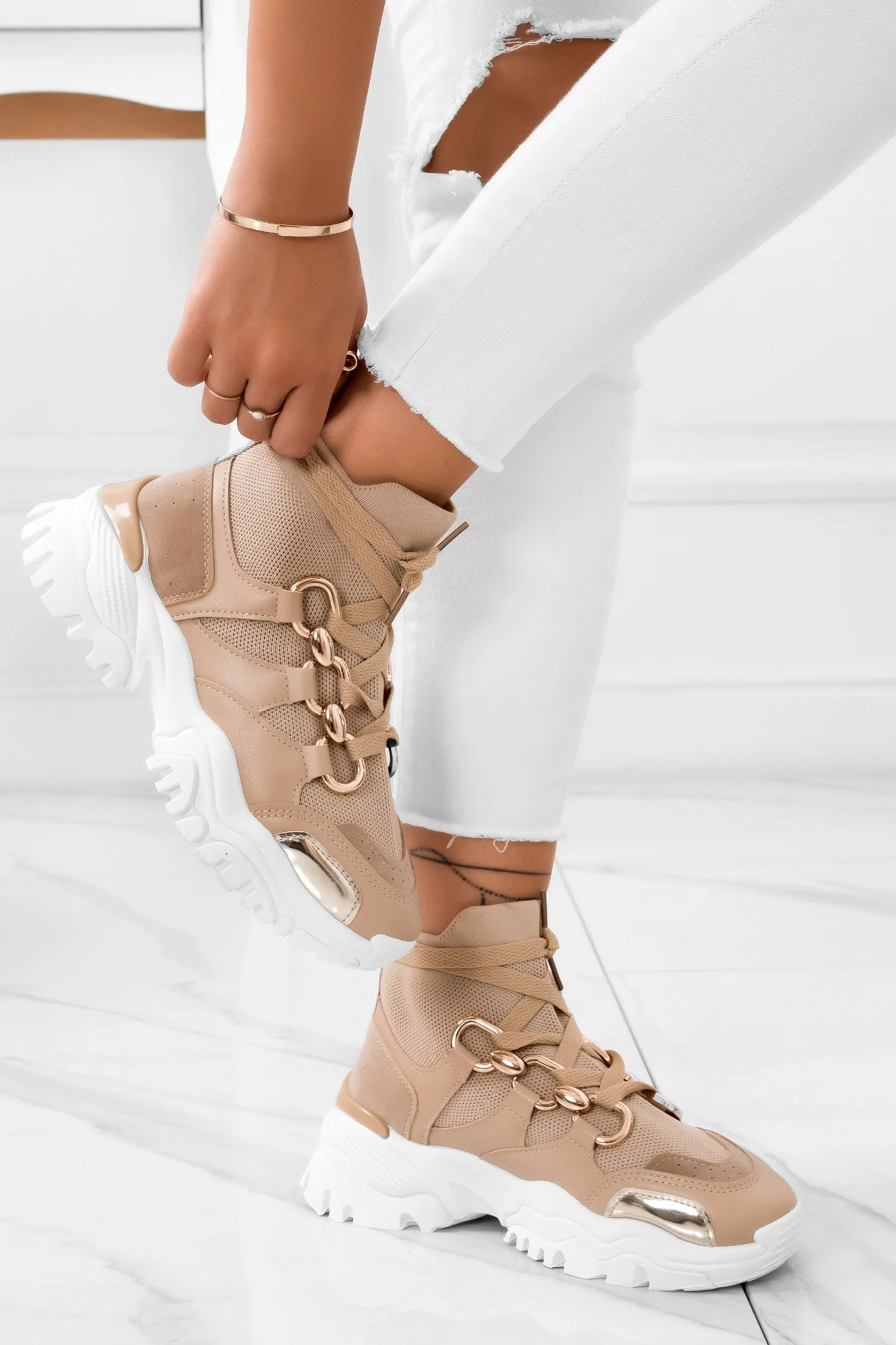 DANCE - Sneakers a calzino beige traforate con lacci