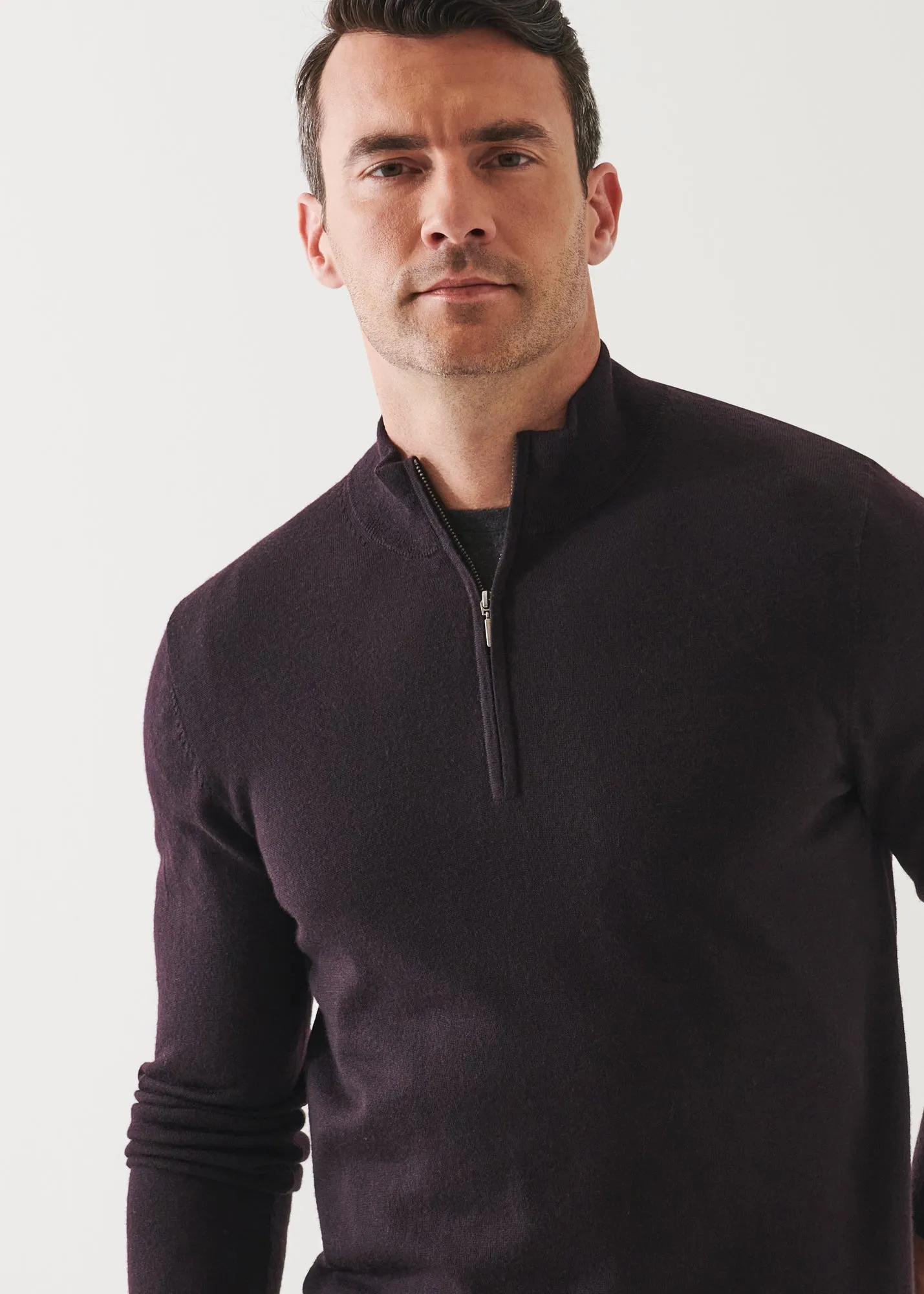 EXTRA-FINE MERINO QUARTER ZIP