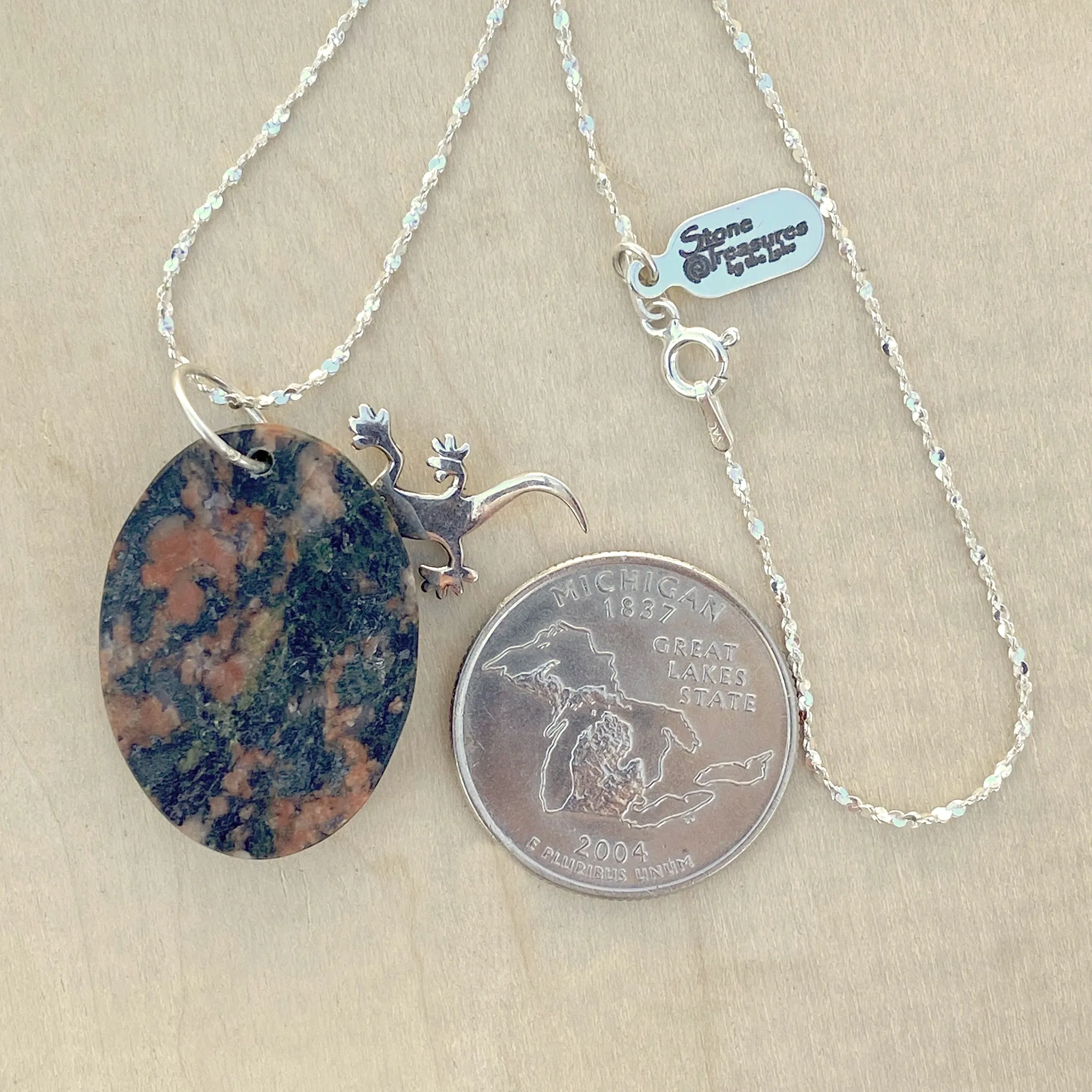 Granite with Lizard Charm Pendant Necklace