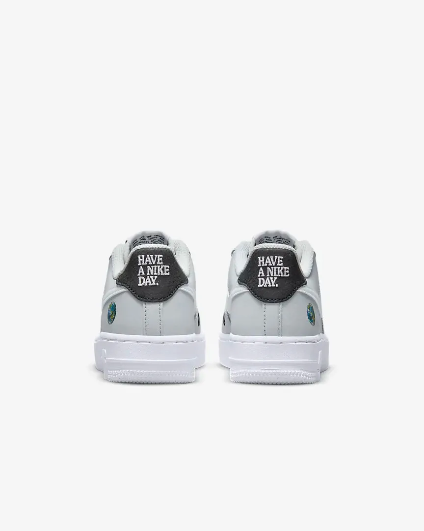 Nike Air Force 1 Low (Have a Nike Day Earth)