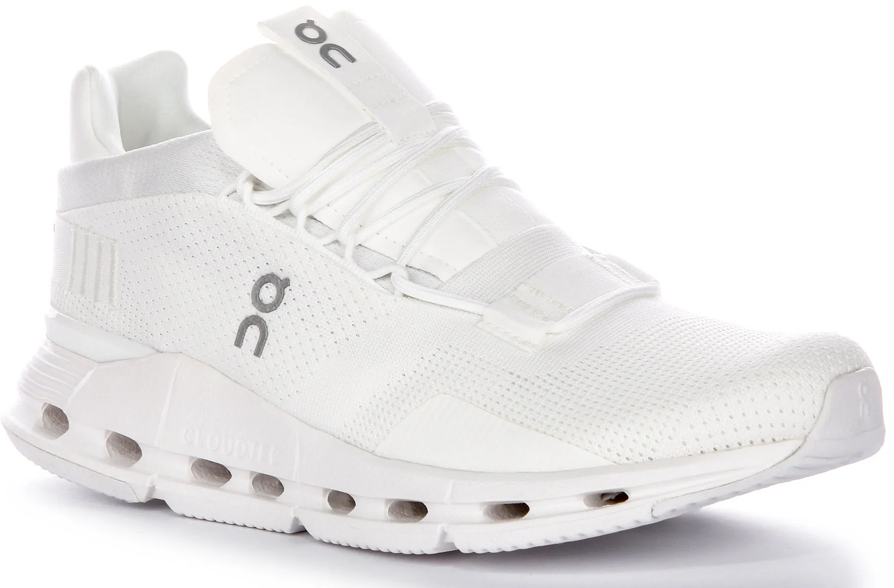 On Running Cloudnova In White For Men