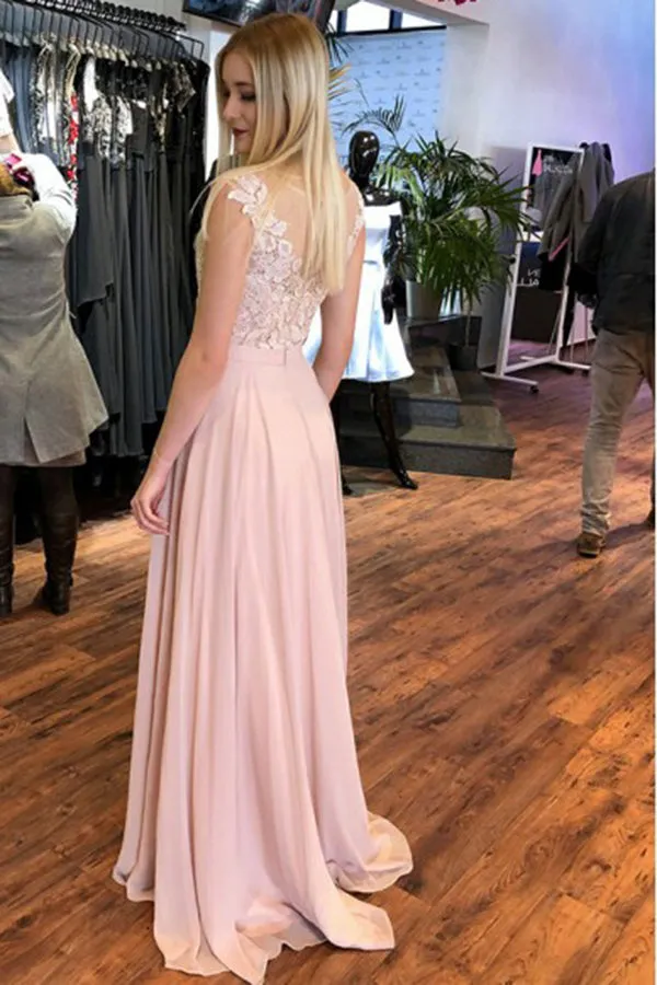 Pink Round Neck Lace Appliques A Line Prom Dresses